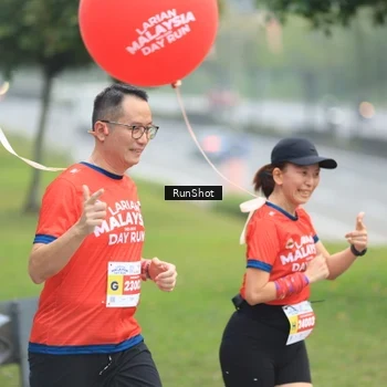 Runner Photo 7021359