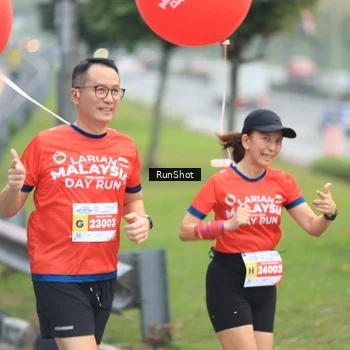 Runner Photo 7021360
