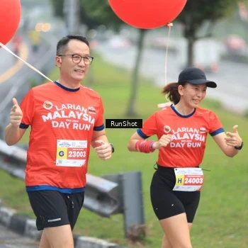 Runner Photo 7021362