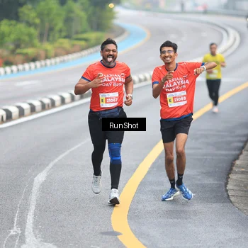 Runner Photo 7021364