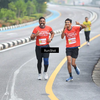 Runner Photo 7021366