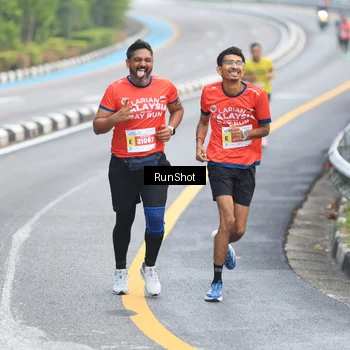 Runner Photo 7021369