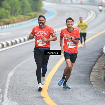 Runner Photo 7021371