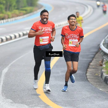 Runner Photo 7021373