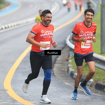 Runner Photo 7021376