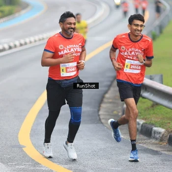 Runner Photo 7021380