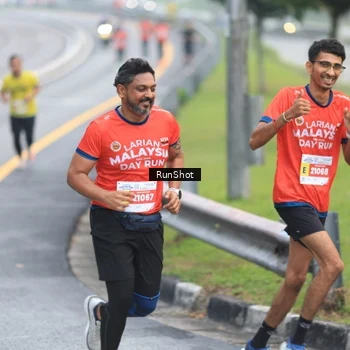 Runner Photo 7021385