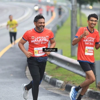 Runner Photo 7021387