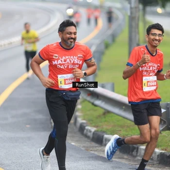 Runner Photo 7021388