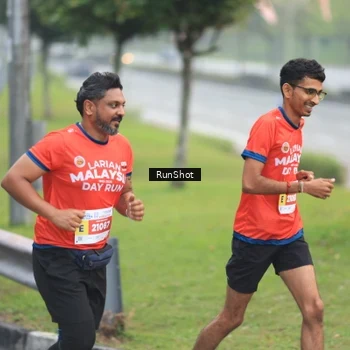 Runner Photo 7021390