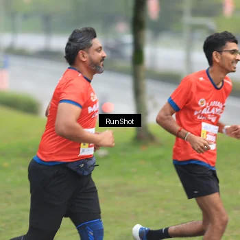 Runner Photo 7021393
