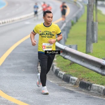 Runner Photo 7021402