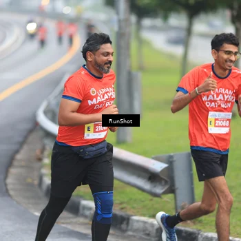 Runner Photo 7021406