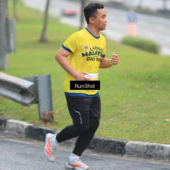 Runner Photo 7021427