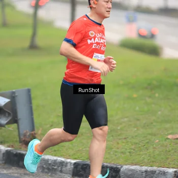 Runner Photo 7021451