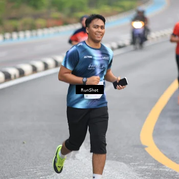 Runner Photo 7021460