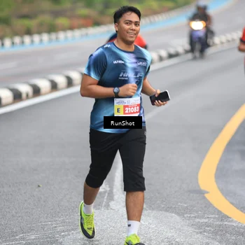 Runner Photo 7021461