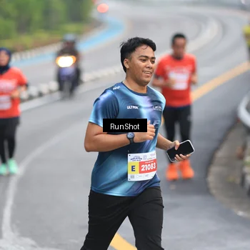 Runner Photo 7021464