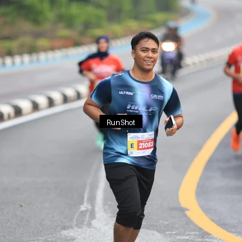 Runner Photo 7021465