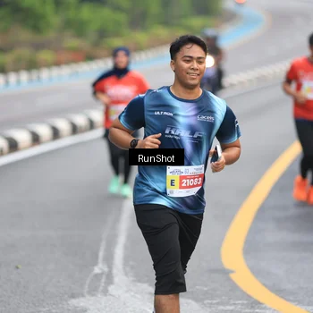 Runner Photo 7021466