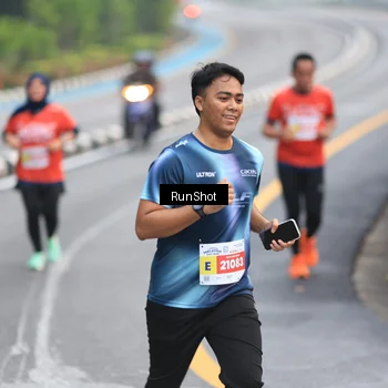 Runner Photo 7021467