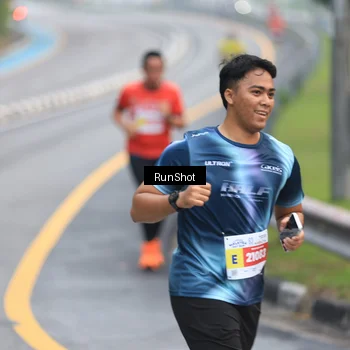 Runner Photo 7021471