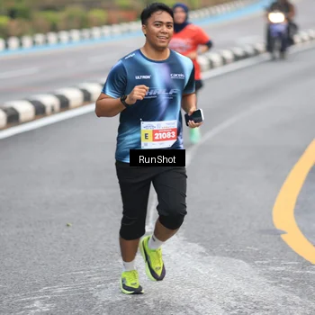 Runner Photo 7021474