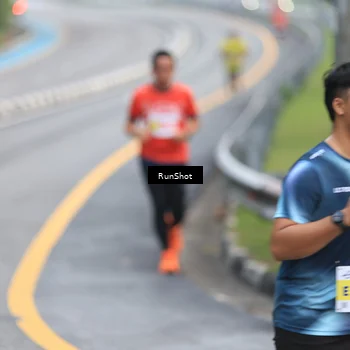 Runner Photo 7021476