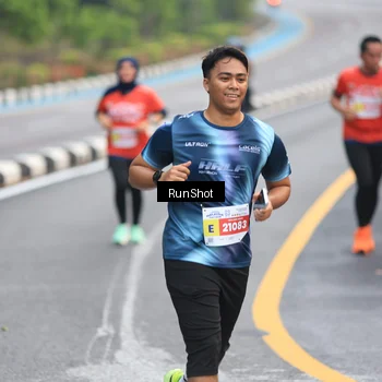 Runner Photo 7021479