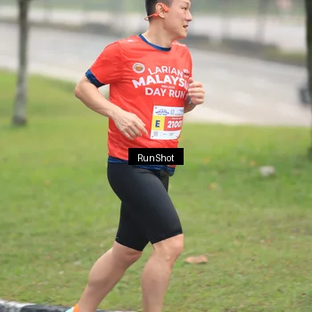 Runner Photo 7021480