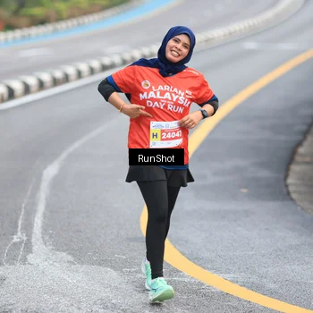 Runner Photo 7021494