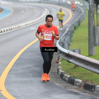 Runner Photo 7021498