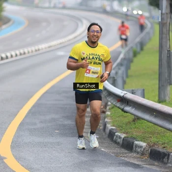 Runner Photo 7021515