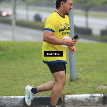 Runner Photo 7021543