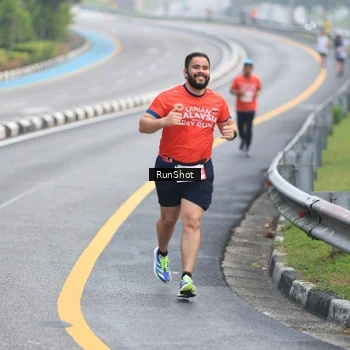 Runner Photo 7021550
