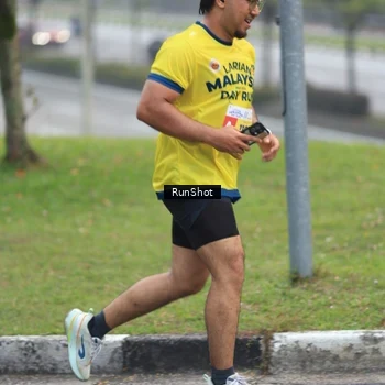 Runner Photo 7021553