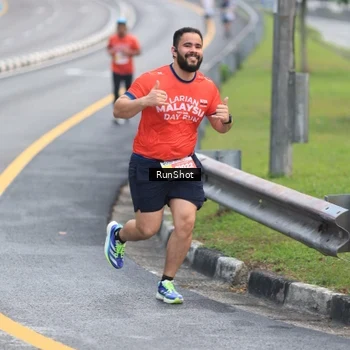 Runner Photo 7021554