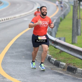 Runner Photo 7021556