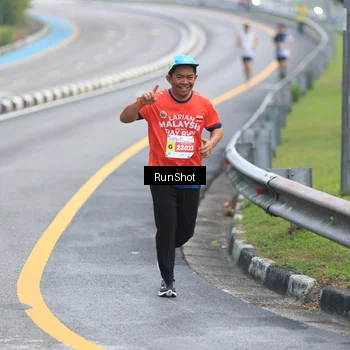 Runner Photo 7021580