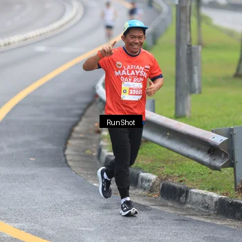 Runner Photo 7021585