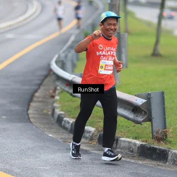Runner Photo 7021587