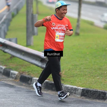 Runner Photo 7021590