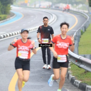 Runner Photo 7021617