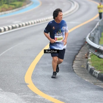Runner Photo 7021624