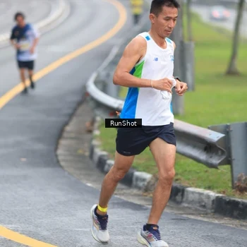 Runner Photo 7021647
