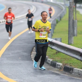 Runner Photo 7021648