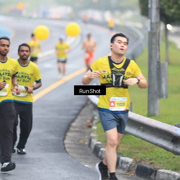 Runner Photo 7021650