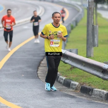 Runner Photo 7021653