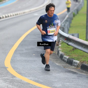 Runner Photo 7021669