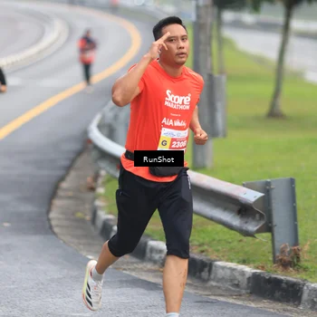 Runner Photo 7021670